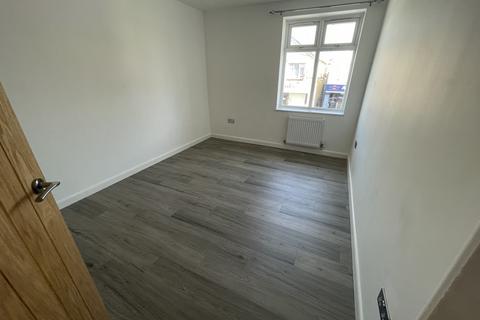 2 bedroom apartment to rent, Totton, Southampton