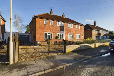 25 Ashfield Avenue, Malton, YO17 7LE