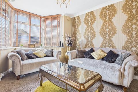 3 bedroom semi-detached house for sale, Chipperfield Road, Birmingham B36