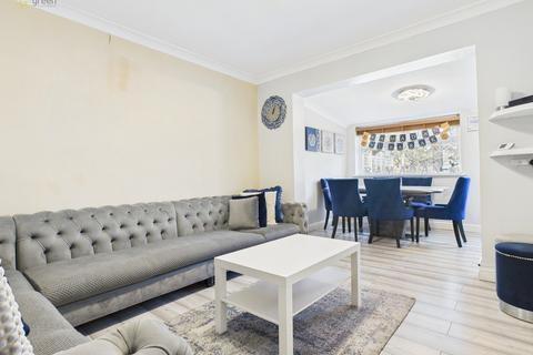 3 bedroom semi-detached house for sale, Chipperfield Road, Birmingham B36