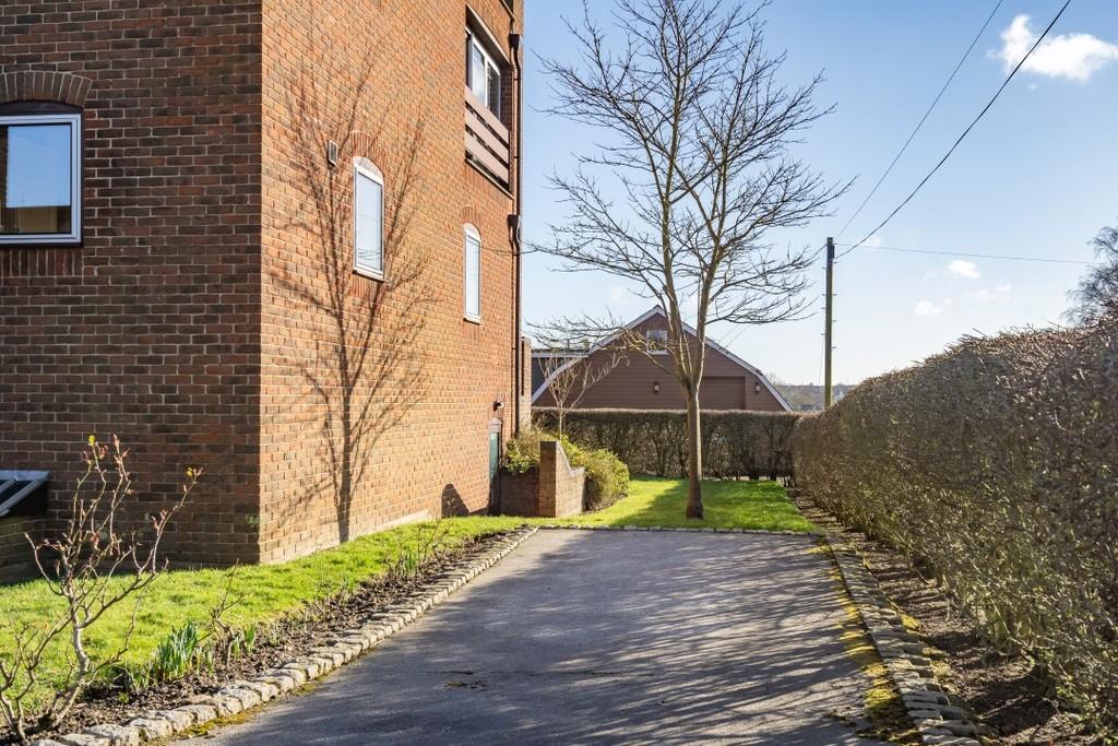 Iq 00029