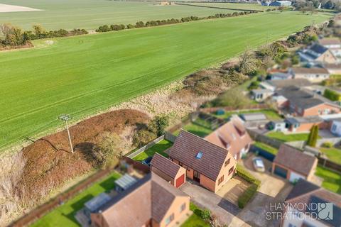 3 bedroom semi-detached house for sale, Hereward Way, Feltwell