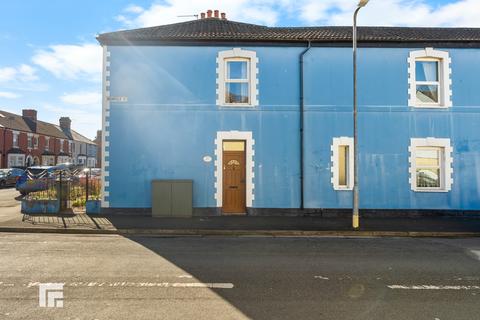 4 bedroom end of terrace house for sale, Cambridge Street, Grangetown, Cardiff