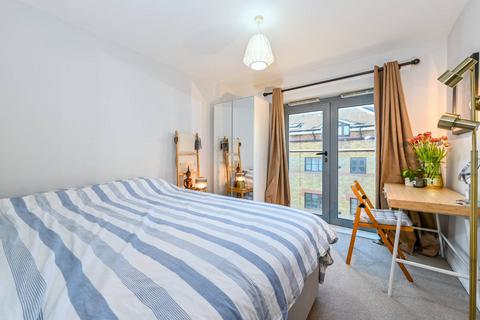 3 bedroom flat for sale, St Pancras Way, Camden, London, NW1