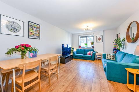 3 bedroom flat for sale, St Pancras Way, Camden, London, NW1