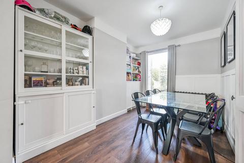 91 Troughton Road, London, SE7 7QF