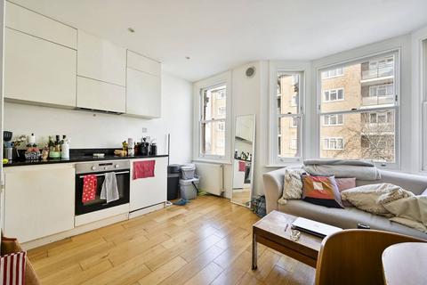 2 bedroom flat to rent, Kelvedon Road, Parsons Green, London, SW6