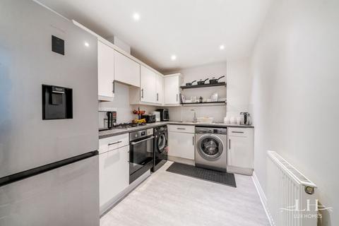 Flat 12, Norfolk Court Norwich Crescent, Chadwell Heath, Romford, RM6 4UN