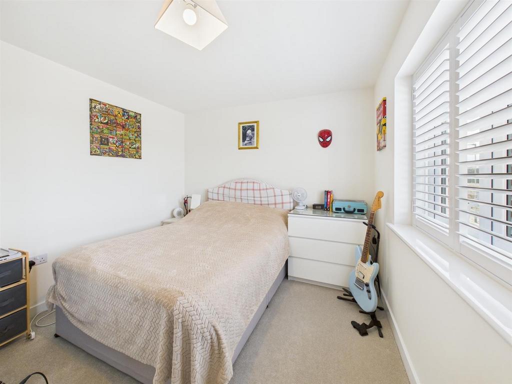 Bedroom: