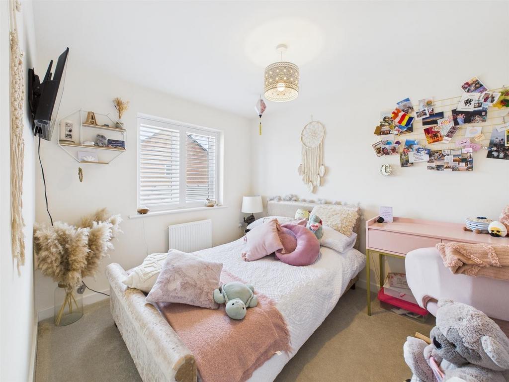 Bedroom: