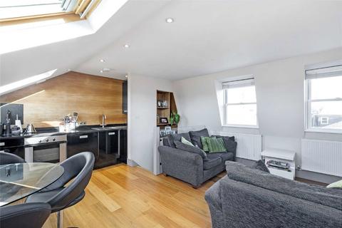 1 bedroom penthouse to rent, Tunley Road, London, SW17