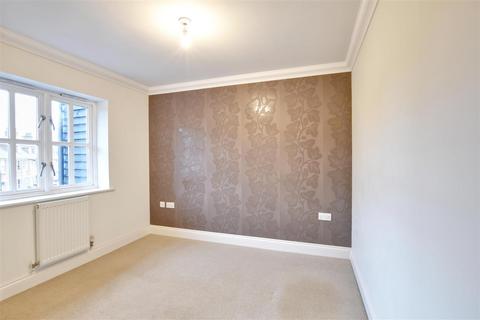 2 bedroom terraced house for sale, Burnhams, Rye