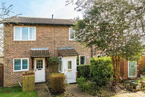 2 bedroom house for sale, Stevens Close, Hampton TW12