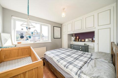 2 bedroom house for sale, Stevens Close, Hampton TW12