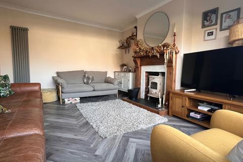 154 Hull Road, Hull, HU5 4AH