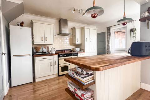 154 Hull Road, Hull, HU5 4AH