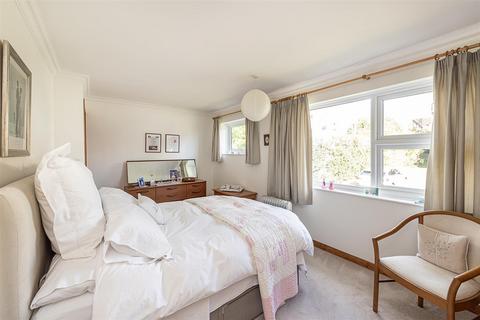 2 bedroom end of terrace house for sale, Linden Court, Milton Road, Harpenden