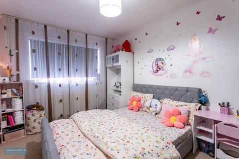 5 Bramble Park, Taunton, TA1 2QT