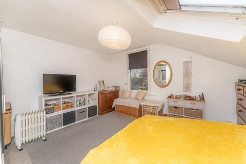 3 bedroom duplex for sale, Whittington Road, London N22