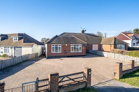 4 bedroom semi-detached bungalow for sale, Manor Road, Caddington