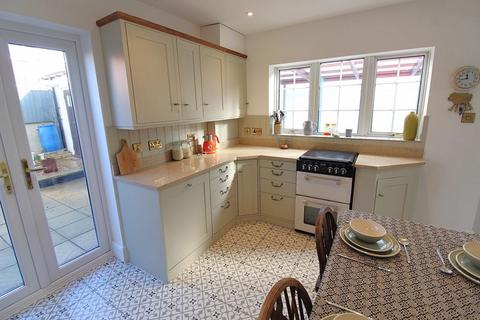 2 bedroom detached house for sale, 16 Victoria Road, Derby