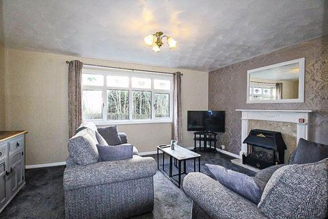 2 bedroom flat for sale, Ettymore Close, SEDGLEY, DY3 3SP