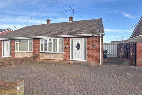 2 bedroom semi-detached house for sale, Maple Leaf Road, Wednesbury