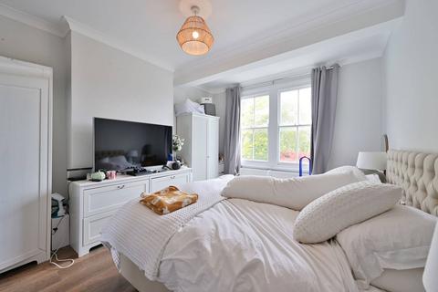 2 bedroom flat to rent, Worple Road, Wimbledon, London, SW20