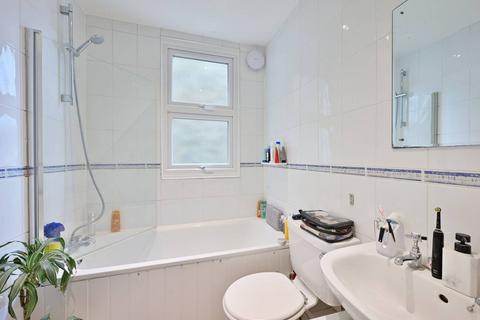 2 bedroom flat to rent, Worple Road, Wimbledon, London, SW20