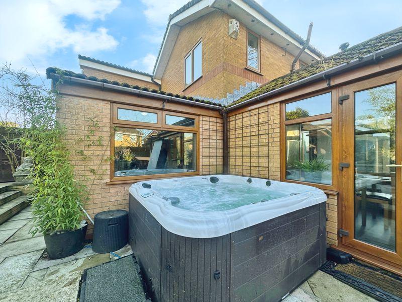 Hot tub