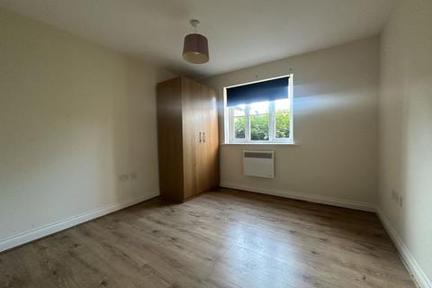 33 Vanguard Close, Bury, BL8 1NF