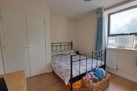 1 bedroom apartment to rent, Lower Bristol Road, Bath