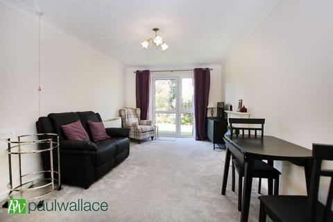 1 bedroom retirement property for sale, Friends Avenue, Central Cheshunt