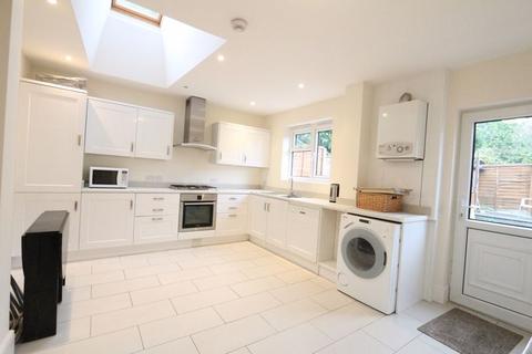 5 bedroom house to rent, Berwick Road, Wood Green N22