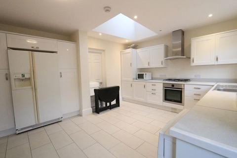 5 bedroom house to rent, Berwick Road, Wood Green N22