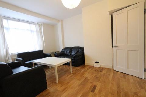 5 bedroom house to rent, Berwick Road, Wood Green N22