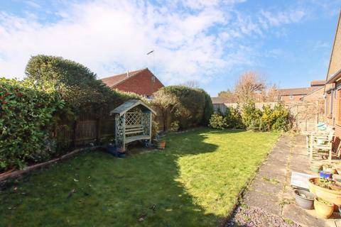 3 bedroom bungalow for sale, Pitstone