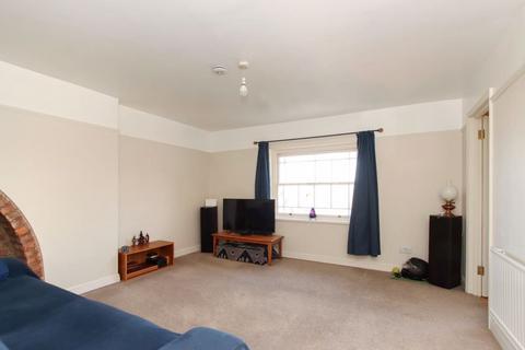 1 bedroom apartment for sale, Tring Station, Tring