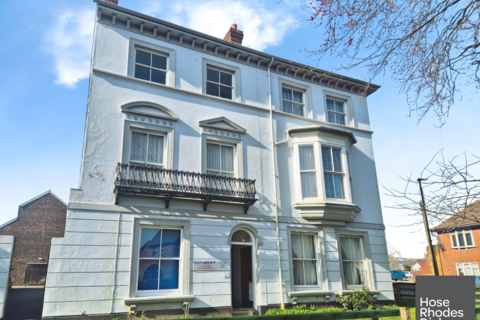 1 bedroom apartment to rent, Carisbrooke Road, Newport