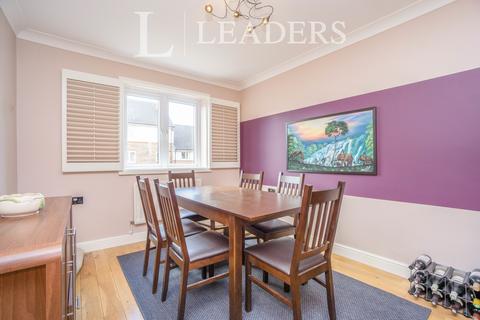 4 bedroom townhouse to rent, Duchess Place, Chester, CH2