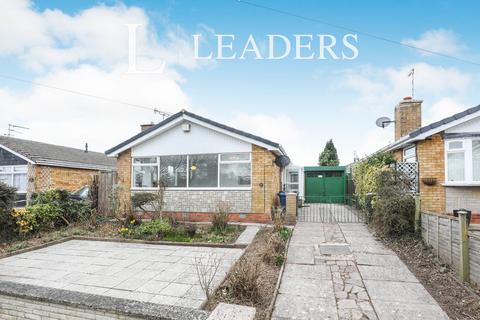 2 bedroom bungalow to rent, Matthews Road, Stafford, ST17