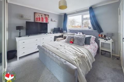 2 bedroom end of terrace house for sale, Darell Close, Quedgeley, Gloucester