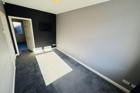 2 bedroom terraced house to rent, Bateman Street, Horwich