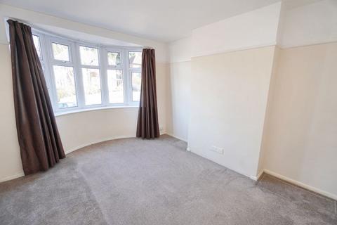 3 bedroom semi-detached house for sale, Desborough Avenue, High Wycombe HP11