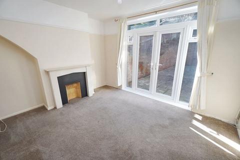 3 bedroom semi-detached house for sale, Desborough Avenue, High Wycombe HP11