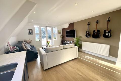 2 bedroom apartment for sale, Knyveton Road, Boscombe