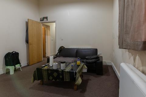 2 bedroom flat for sale, Grosvenor Gate, Leicester LE5