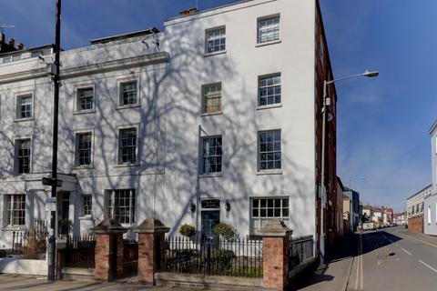 2 bedroom apartment to rent, Willes Road, Leamington Spa