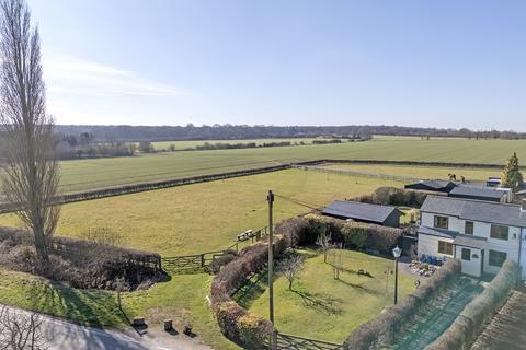 3 bedroom equestrian property for sale, Ingatestone Road, Highwood, CM1