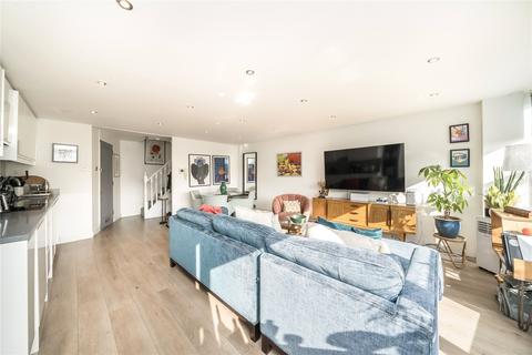 2 bedroom apartment for sale, London SE11